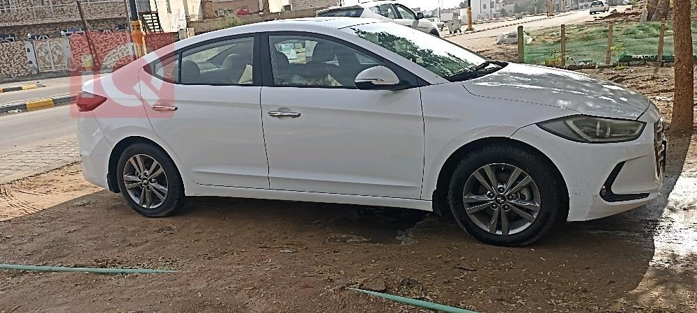 هیوندای ئەلەنترا